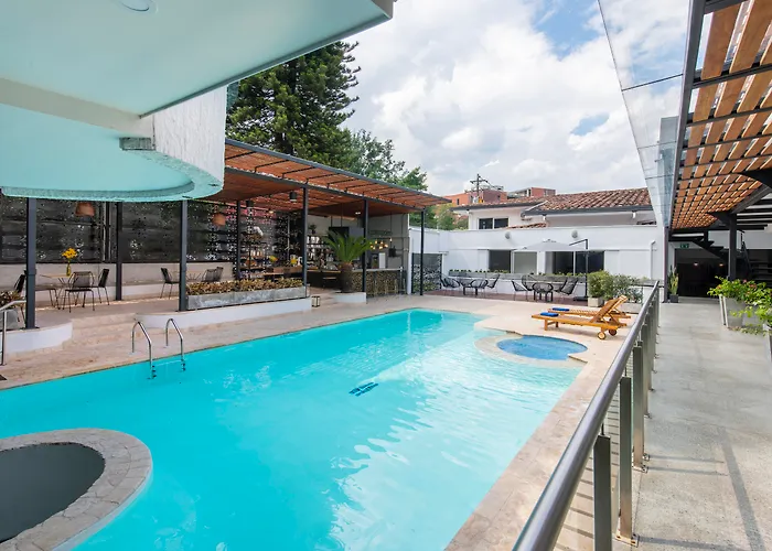 Hotel near College: Medellin Vibes