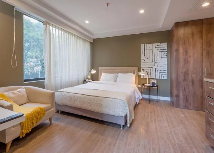 El Tesoro Medellín Hab309 by Letoh