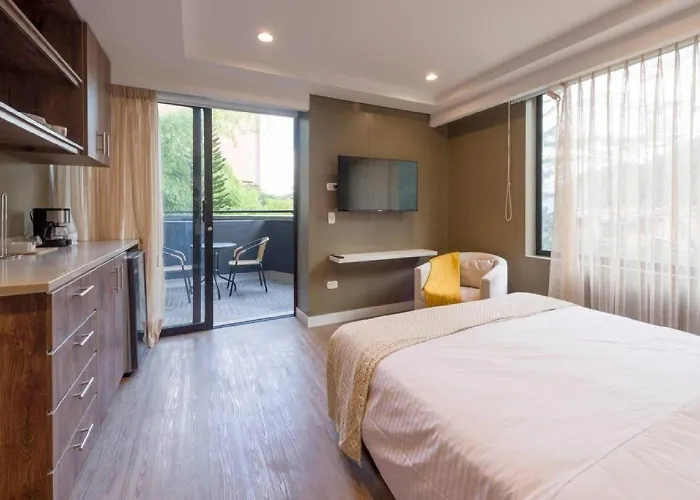 El Tesoro Medellín Hab309 by Letoh